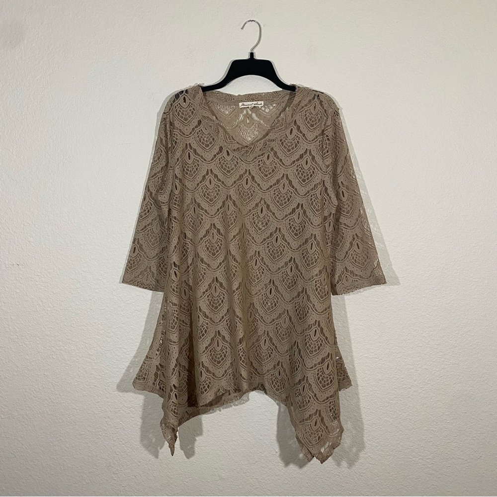 Pleasant Shade sz:M Tan Lace Shell Tunic Blouse Top